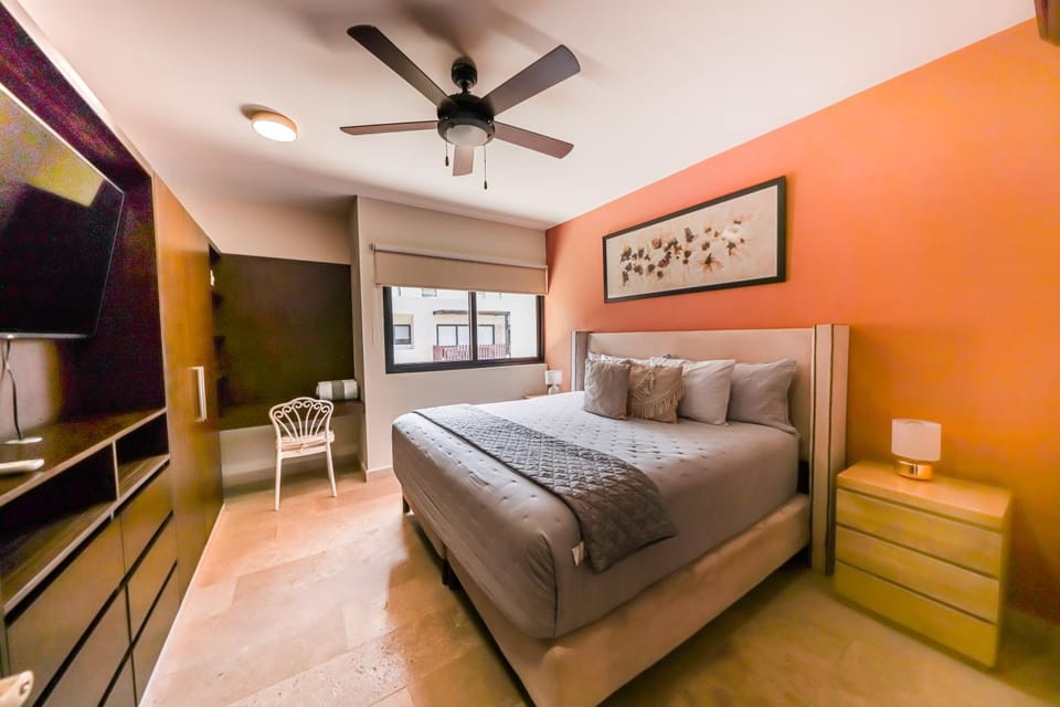 Communal lounge/ TV room, Bed, TV and multimedia, Photo of the whole room, Bedroom