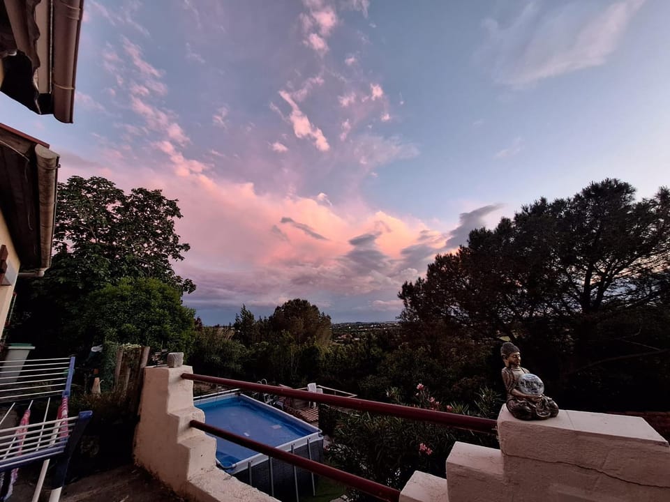 View (from property/room), Garden view, Pool view, Swimming pool, Sunset