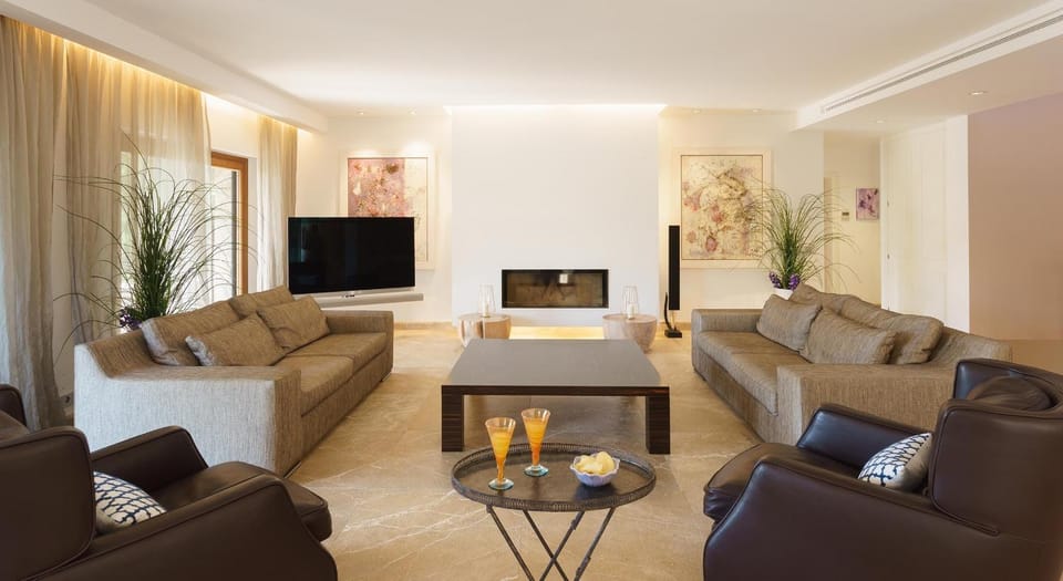 Property building, Living room