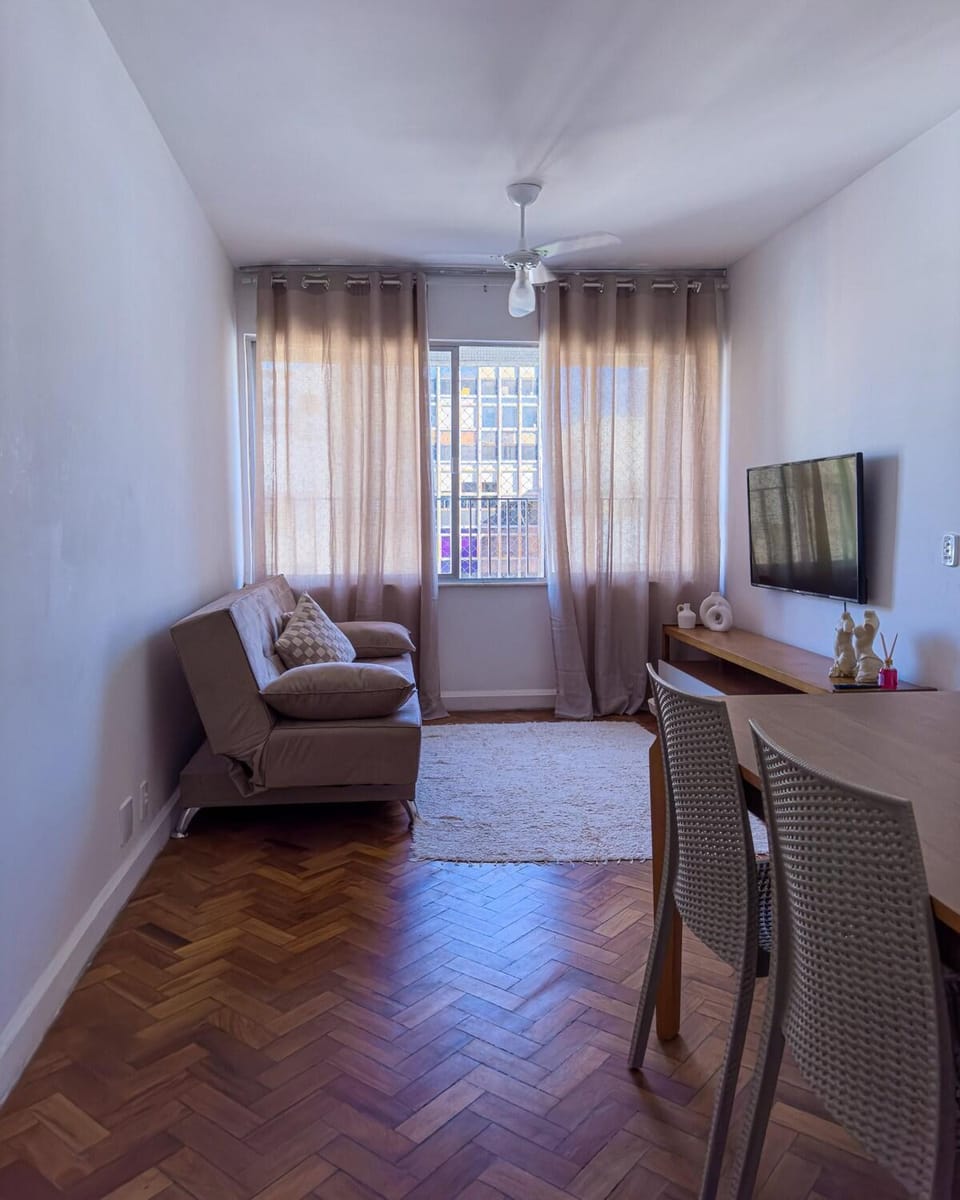 TV and multimedia, Living room, Dining area