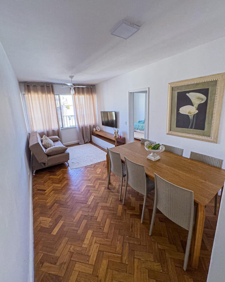 TV and multimedia, Living room, Dining area