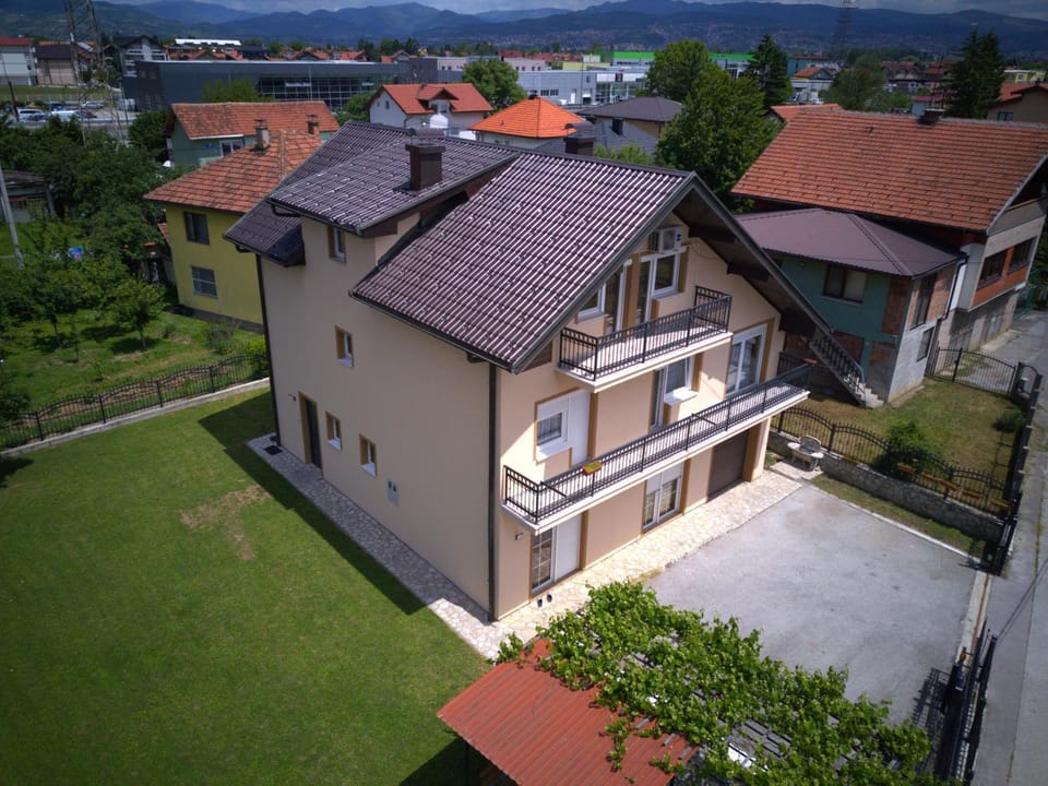 Property building, Day, Bird's eye view