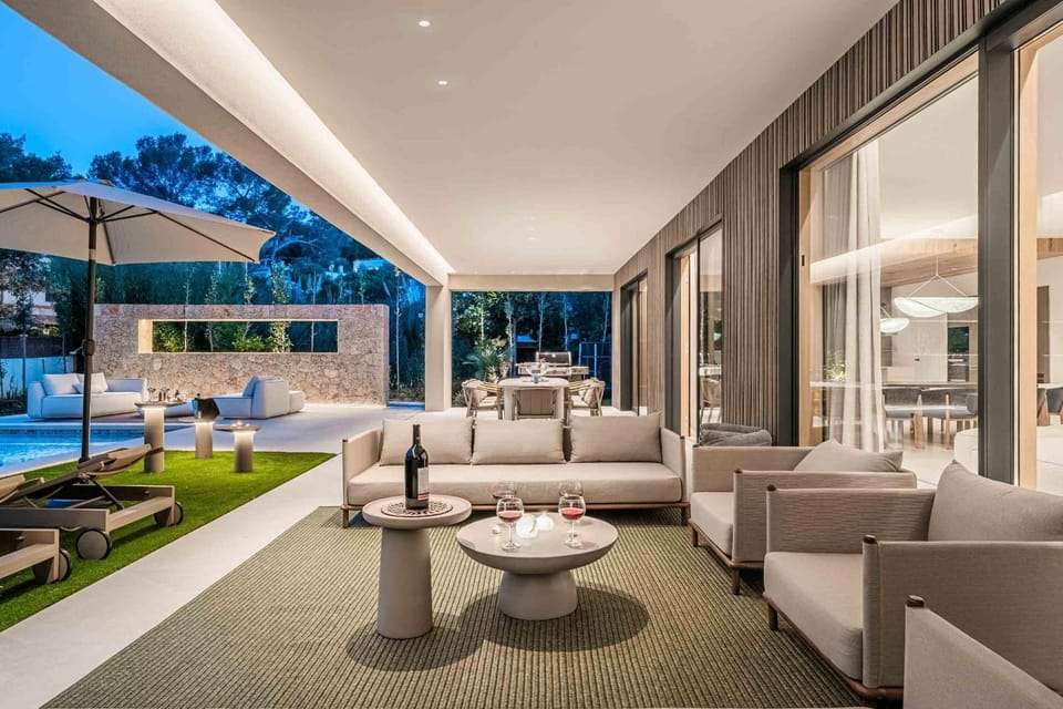 Property building, Living room