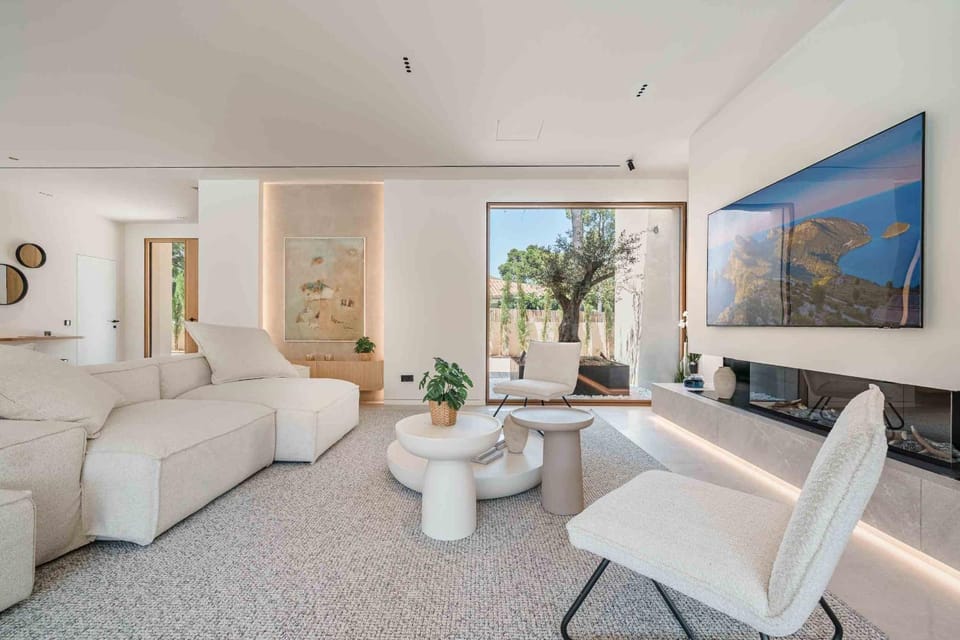 Property building, Living room