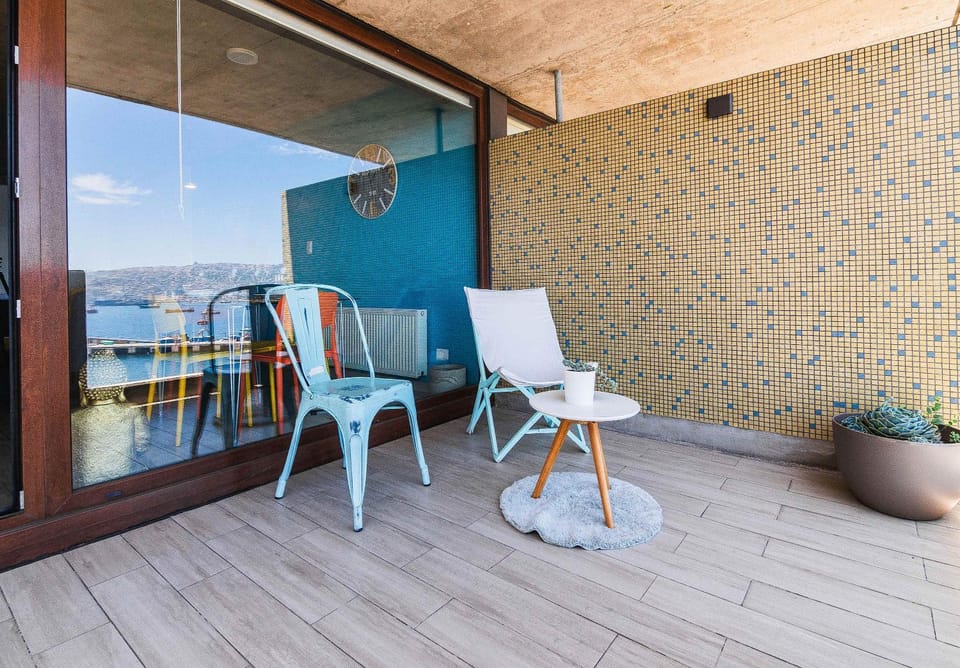 HOM l Vista al Mar l Parking l Cerro Baron l Wifi Apartment in Valparaiso
