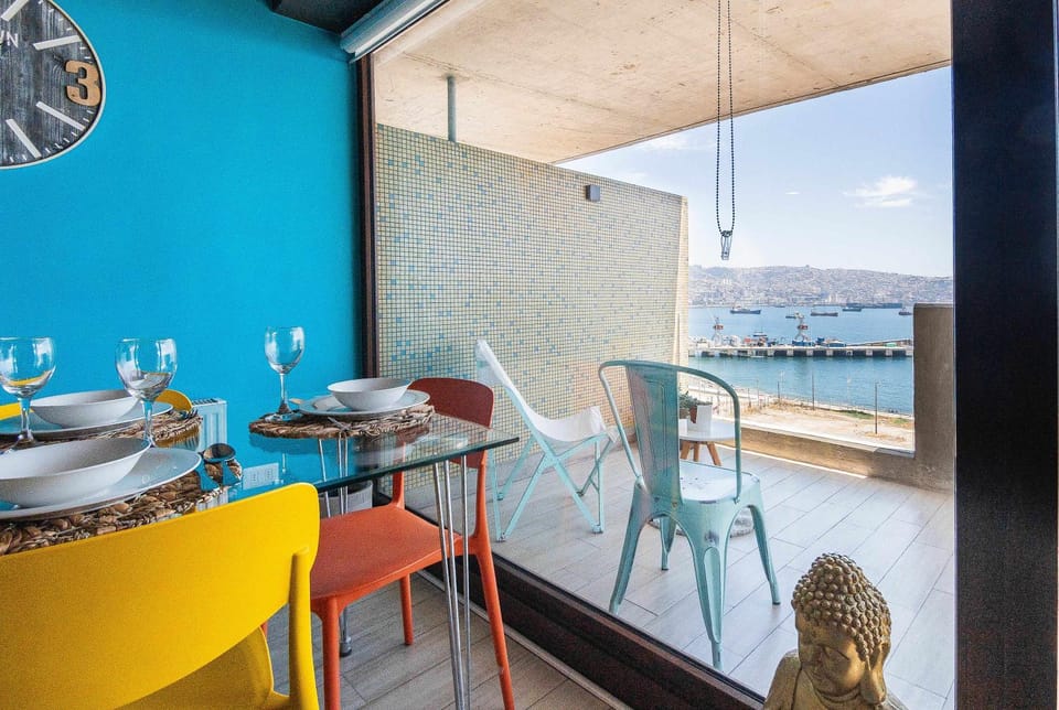 HOM l Vista al Mar l Parking l Cerro Baron l Wifi Apartment in Valparaiso