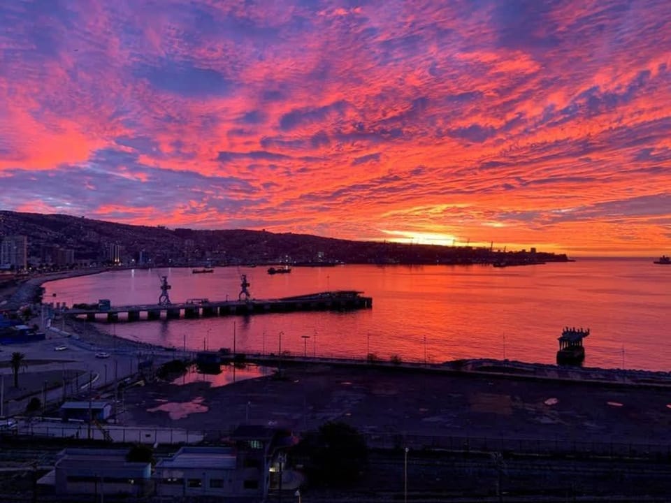 HOM l Vista al Mar l Parking l Cerro Baron l Wifi Apartment in Valparaiso