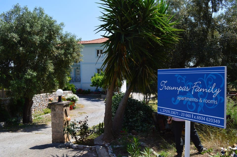 Facade/entrance, Property logo or sign