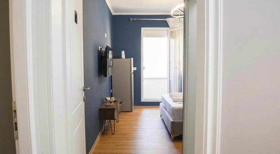 Bed, TV and multimedia, Photo of the whole room, Bedroom, air conditioner