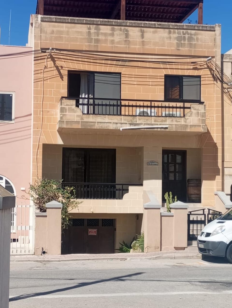 Property building, Street view