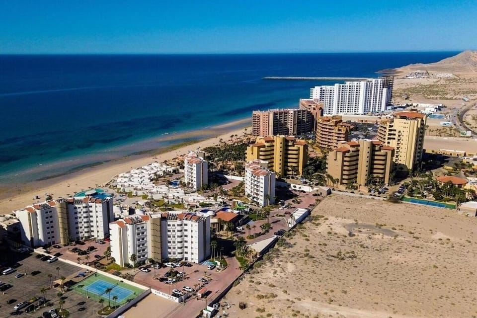 Beachfront Las Palmas D502 Apartment in Rocky Point