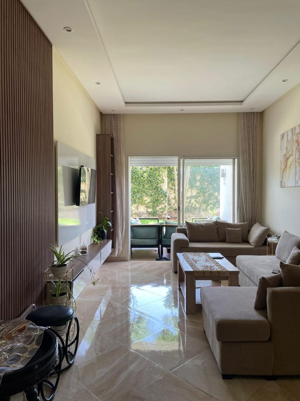 TV and multimedia, Living room, Seating area
