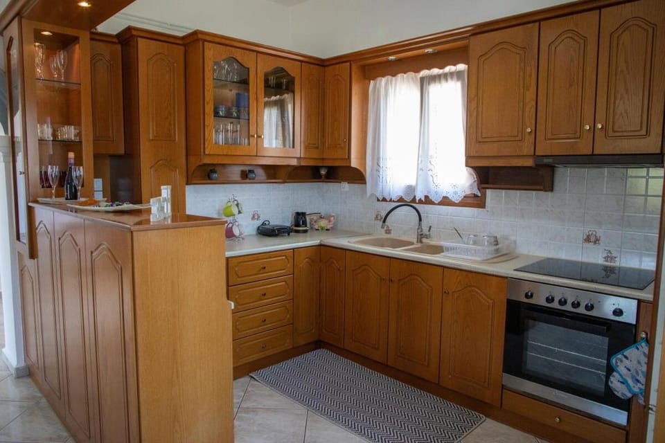 Debbie's Holiday Home with sunset House in Decentralized Administration of the Aegean