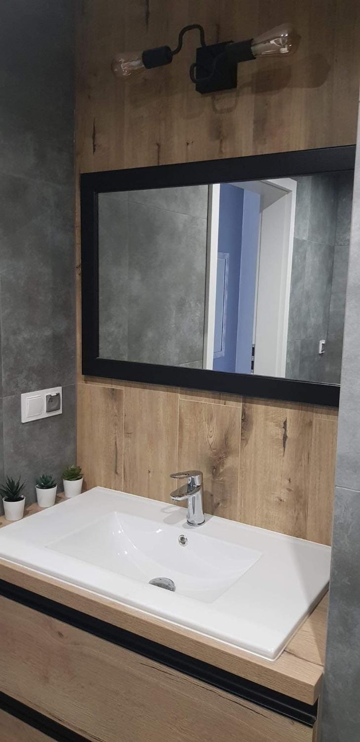 Nowoczesny apartament z dużym tarasem i widokiem na jezioro Apartment in Lithuania