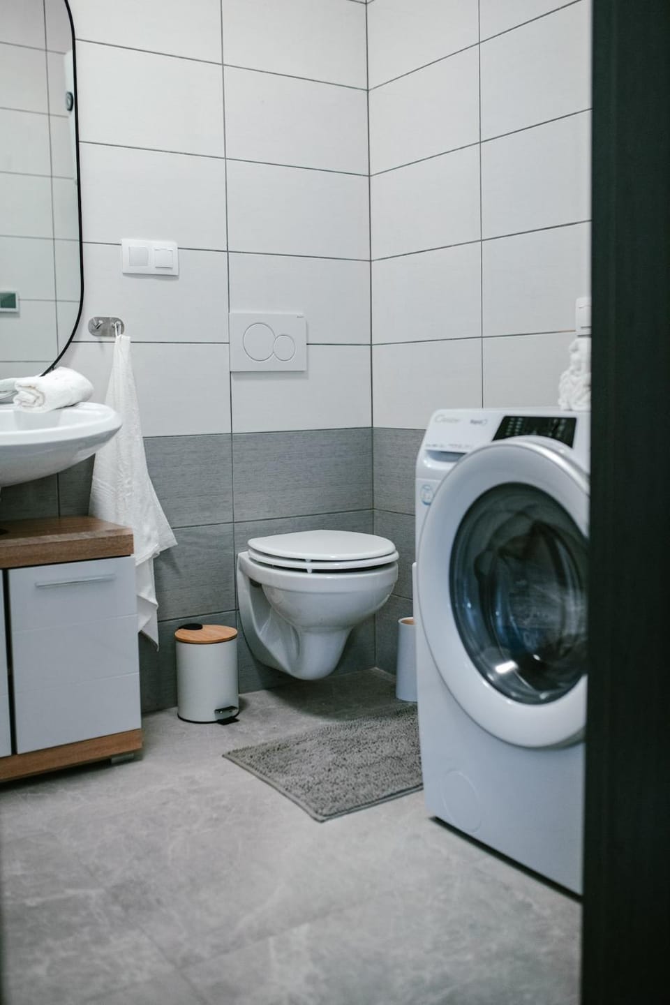 Toilet, Bathroom, washing machine, dryer