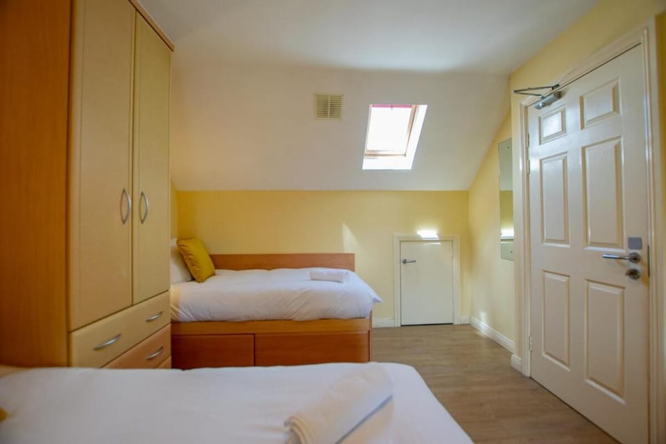 Spacious 5 Bedroom House House in Galway