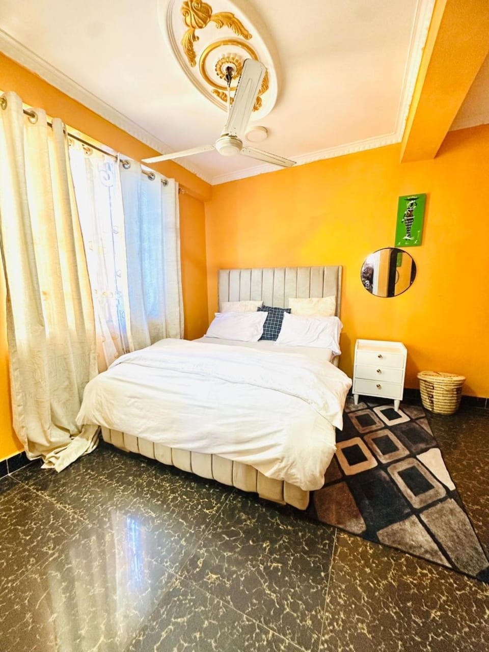 Bed, Photo of the whole room, Bedroom