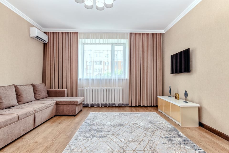 TV and multimedia, Living room, Seating area, air conditioner