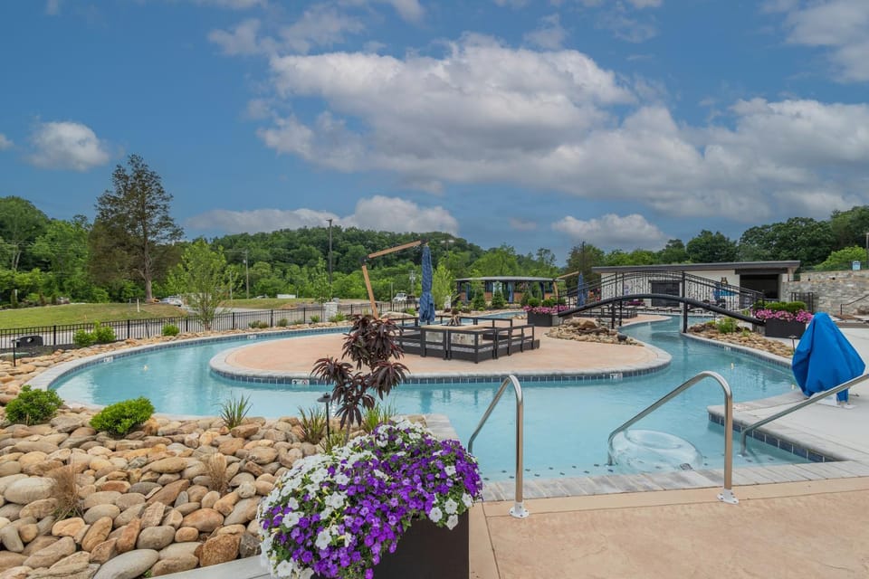 Cozy cub House in Sevierville