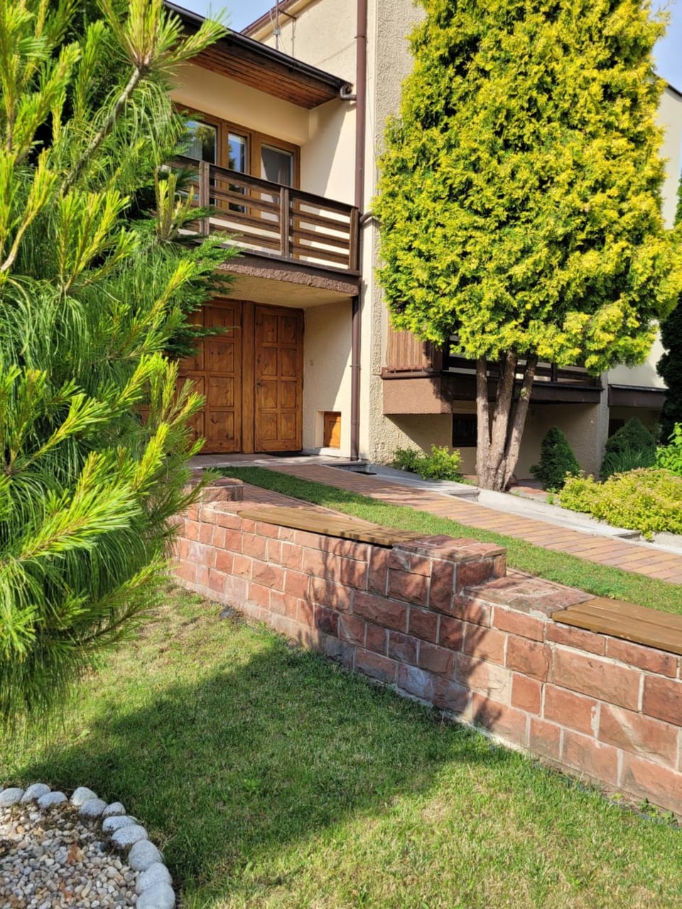 Property building, Spring, Day, Garden, Garden
