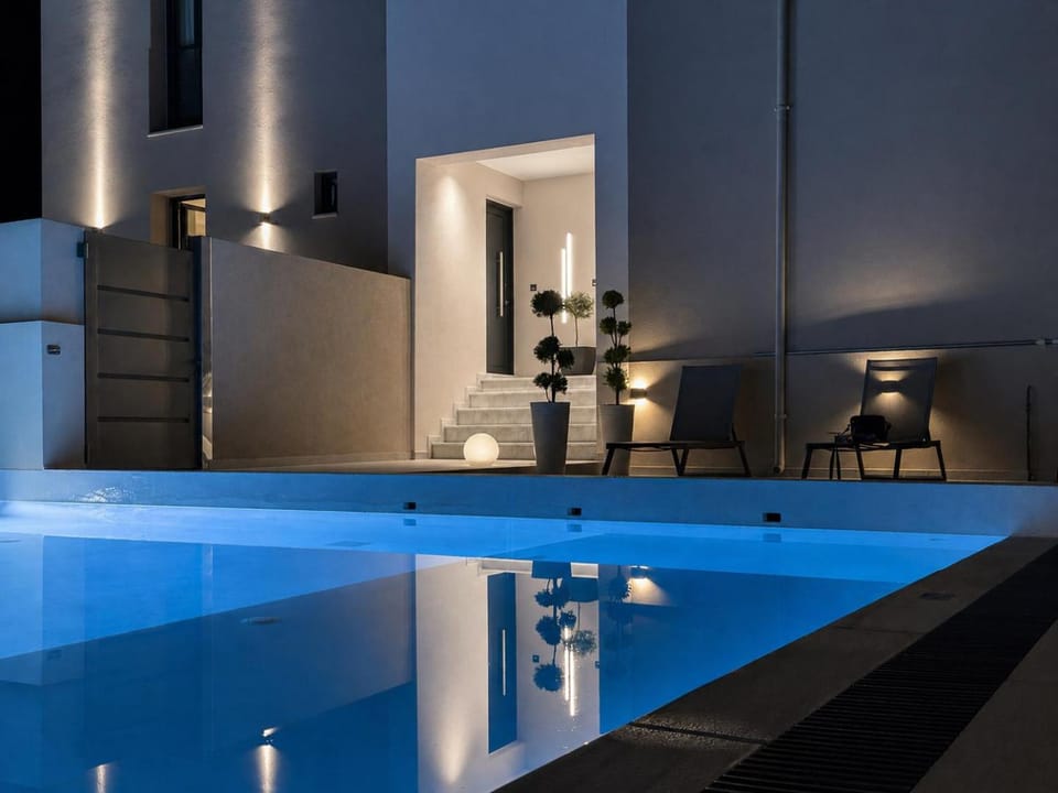 Pool view, Swimming pool