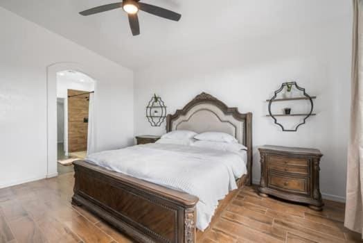 Western Ember Retreat House in Tucson