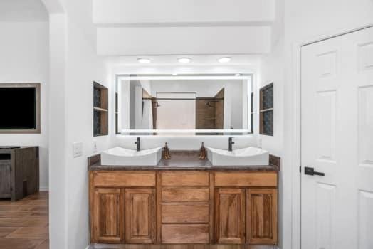 Western Ember Retreat House in Tucson
