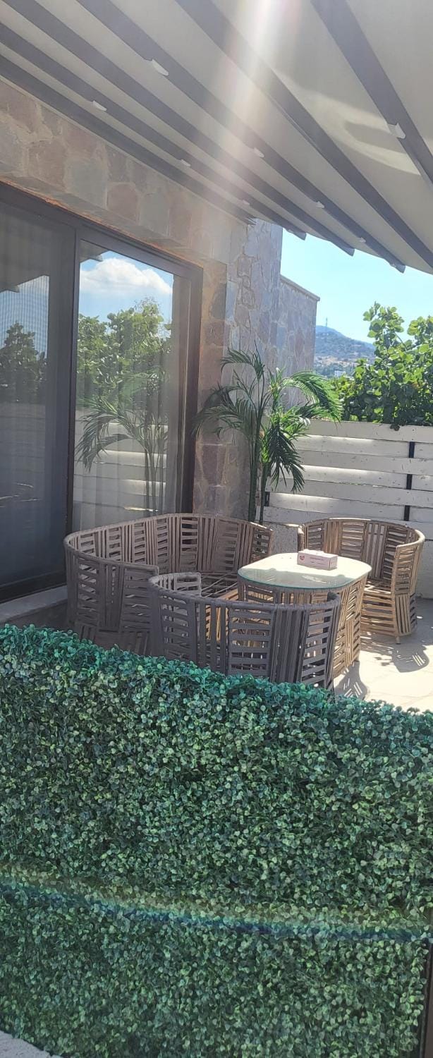 Adonis Gold Aegina Villa in Islands