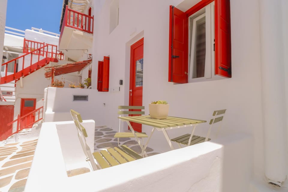 Nisos Mykonos Studios Apartment in Mykonos