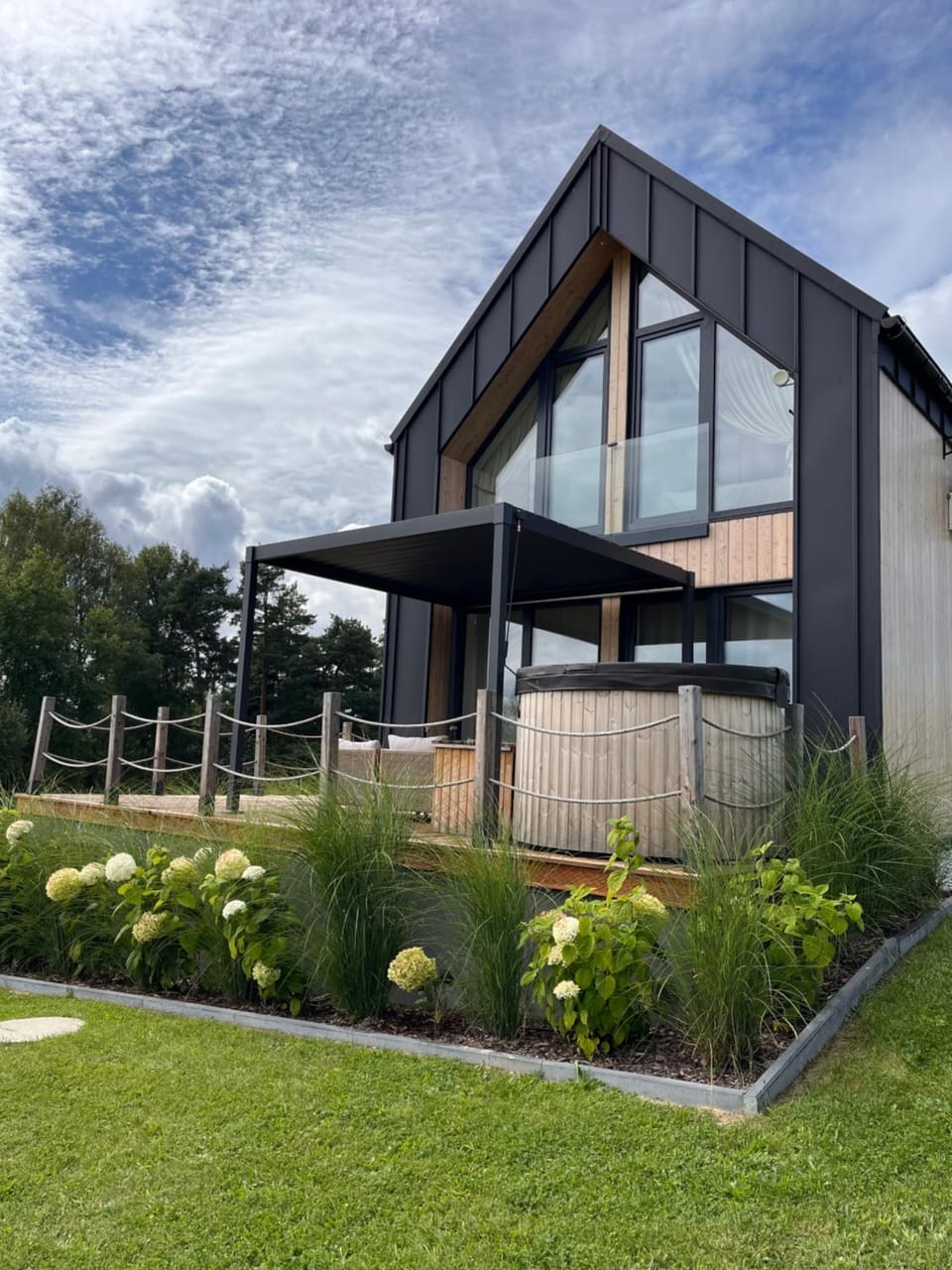 Property building, Natural landscape, Garden view