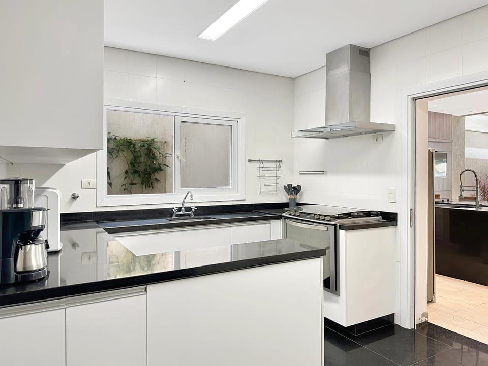 Kitchen or kitchenette, Kitchen or kitchenette, stove