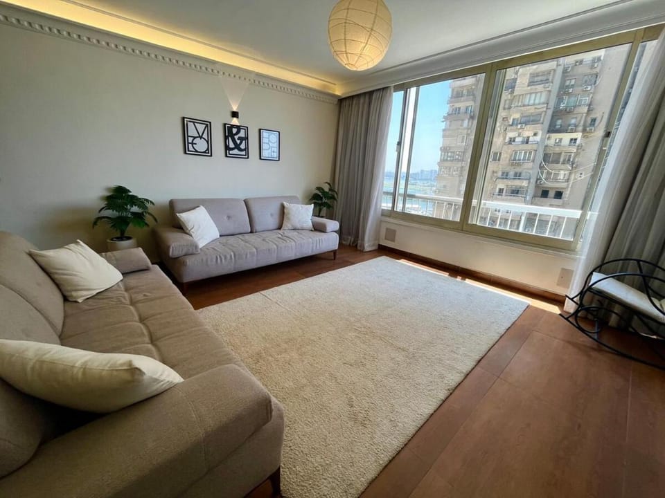 Living room, Photo of the whole room, Seating area