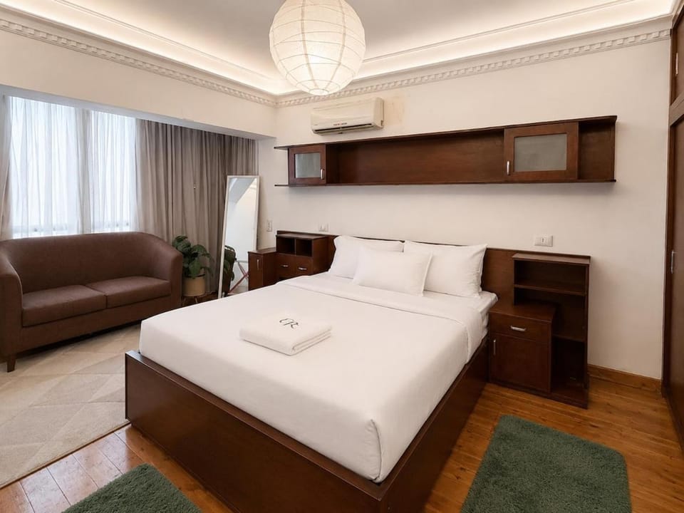 2-Bedrooms Hotel Standard l Direct Nile view - Free WiFi Apartment in Cairo Governorate