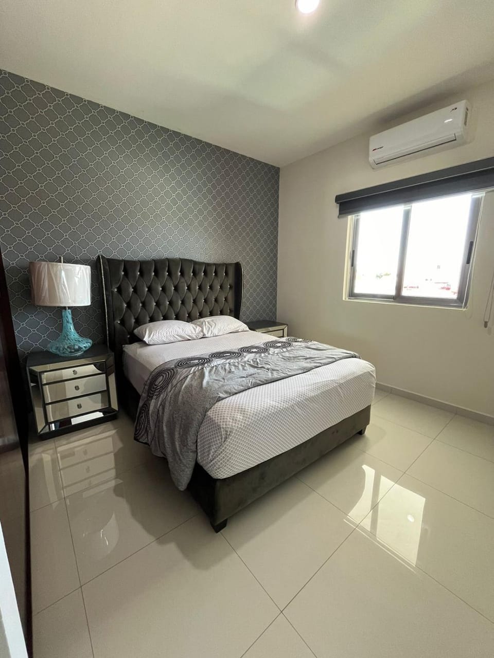 Bed, TV and multimedia, Bedroom, wardrobe, air conditioner
