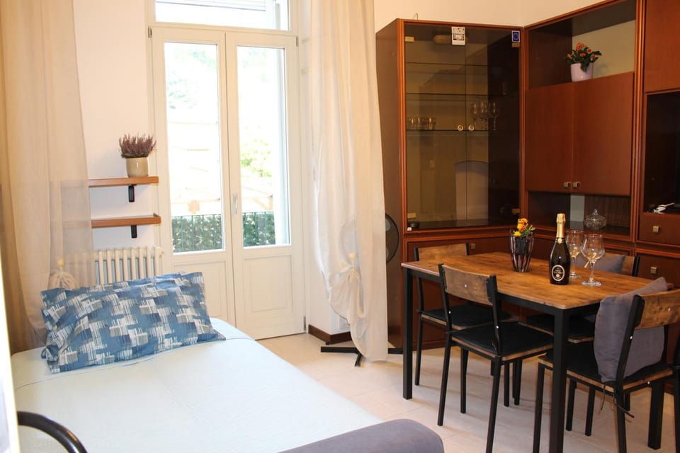 Angel's Como Lake Apartment Apartment in Como
