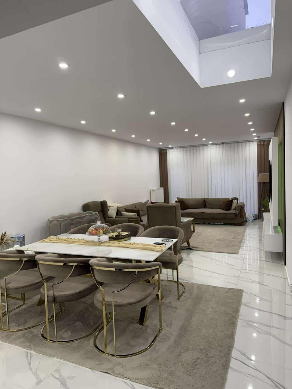 House for TOMMORLAND 700 m in Boom 2850 House in Flanders