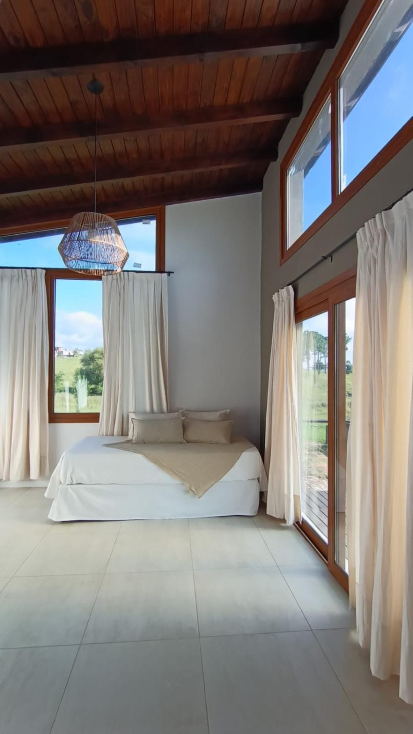 Bed, Living room, Photo of the whole room