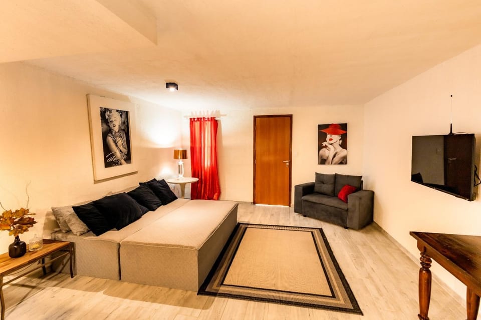 Bed, TV and multimedia, Living room, Bedroom