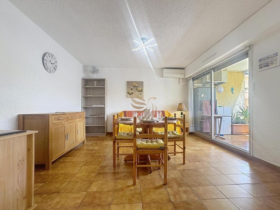 Blue Toscane T2 terrasse, parking Wi-Fi Apartment in Sainte-Maxime