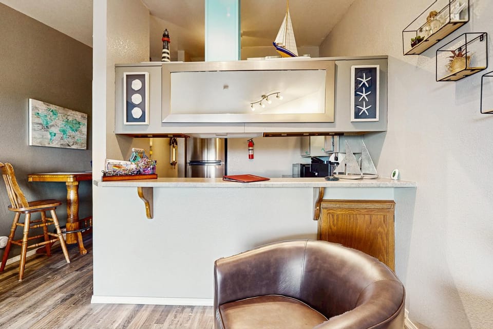 Seaside Serenity Apartment in Ocean Shores