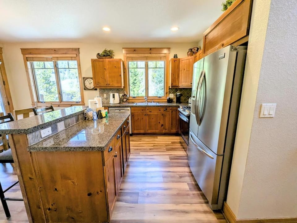 Settlers Creek 6521 by SummitCove Lodging in Colorado House in Keystone