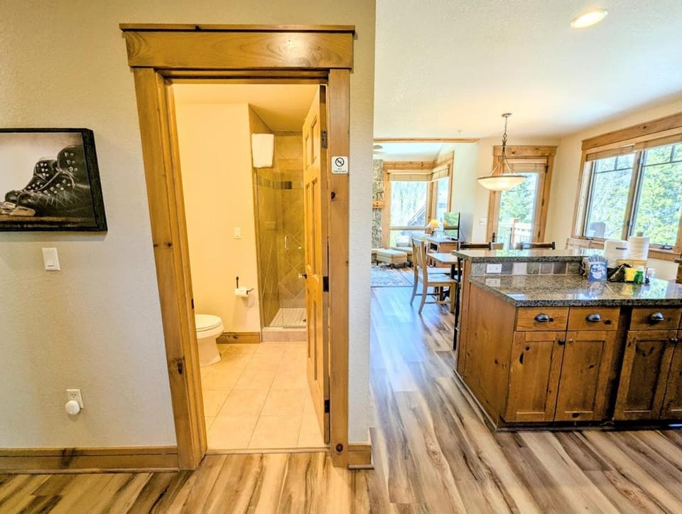 Settlers Creek 6521 by SummitCove Lodging in Colorado House in Keystone