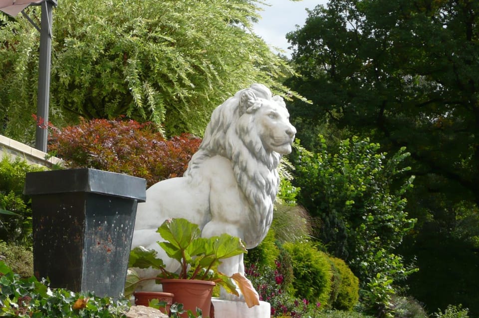 Decorative detail