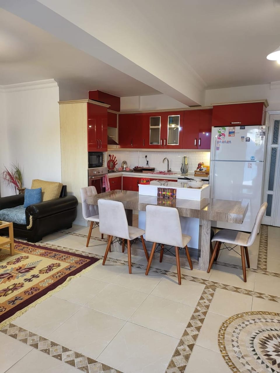 Dining area, Dinner, kitchen