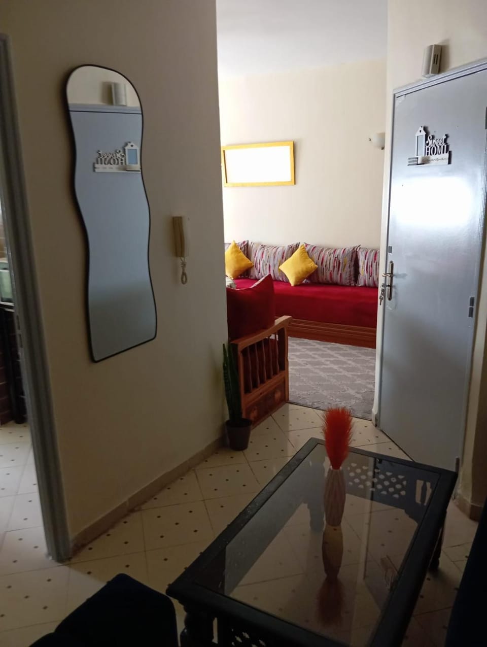 Appartement bien équipé propre et bien meublée Apartment in Tangier