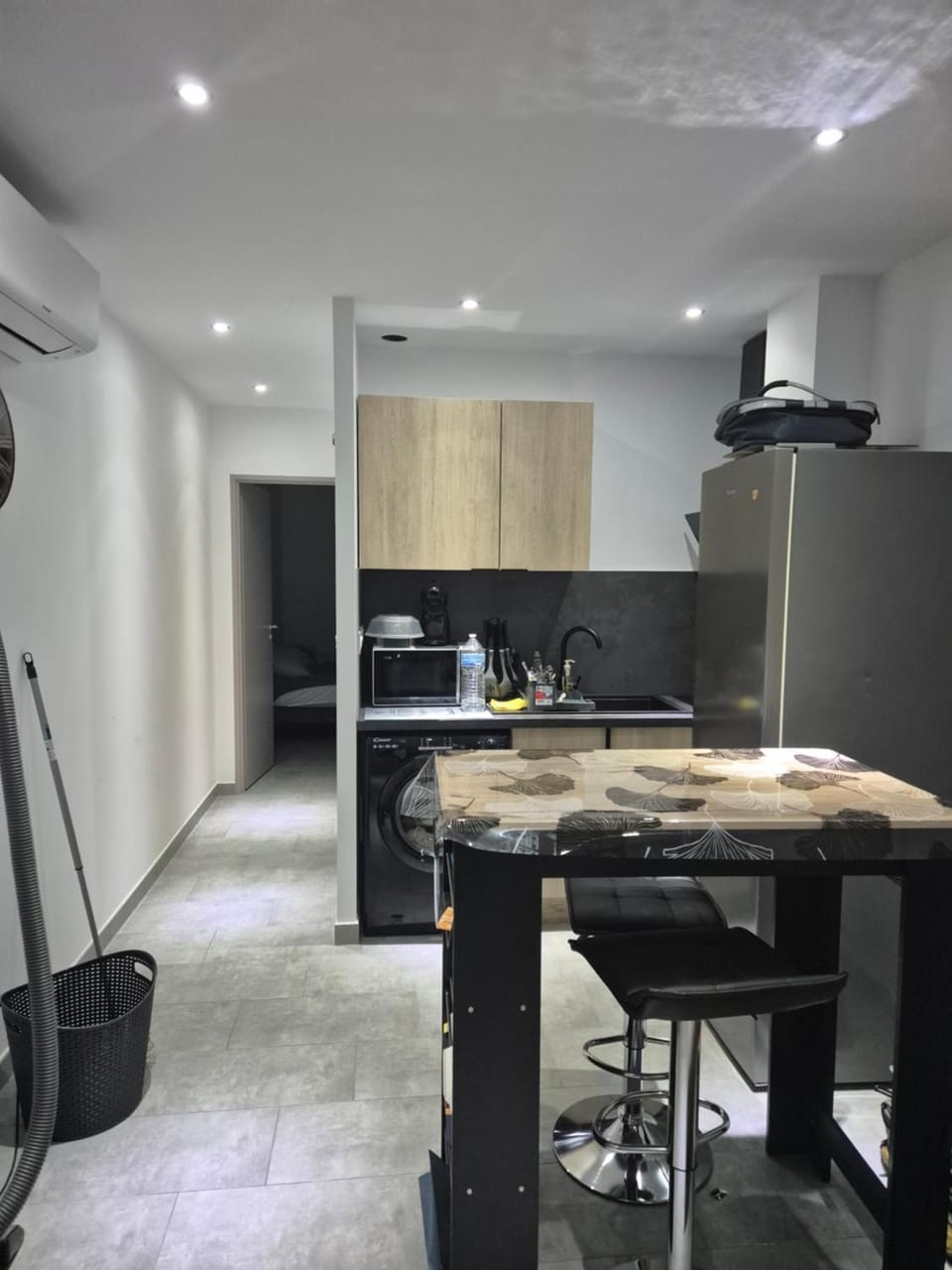 Appartement avec terrasse Apartment in Vias