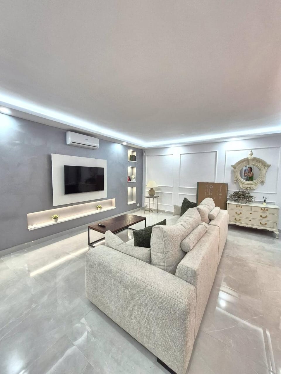 Happy Travel Marbella Renovated Duplex Apartment in Marbella