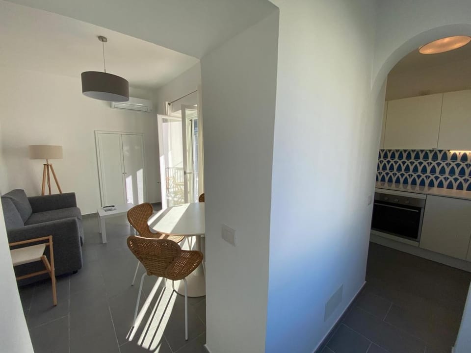 Living room, Dining area, kitchen