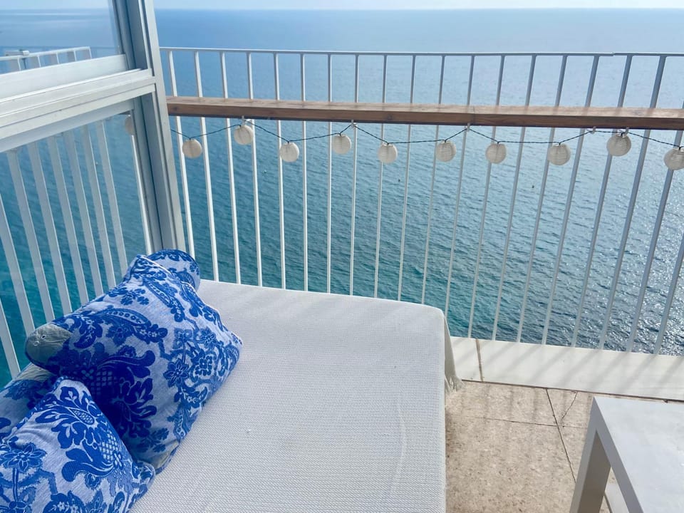 Natural landscape, View (from property/room), Balcony/Terrace, Sea view