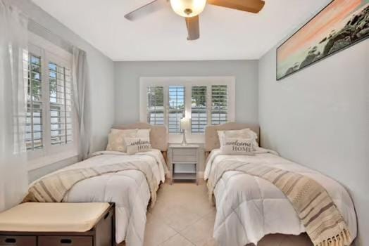 Barefoot In Lantana House in Lantana